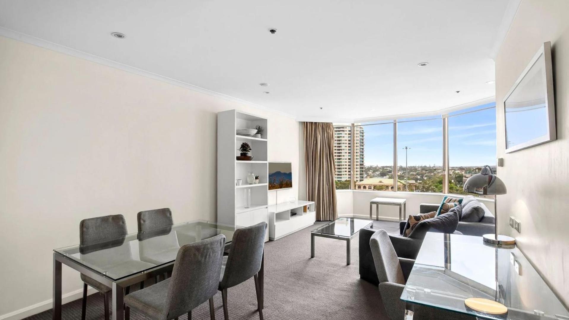 Apartment Quay West 807